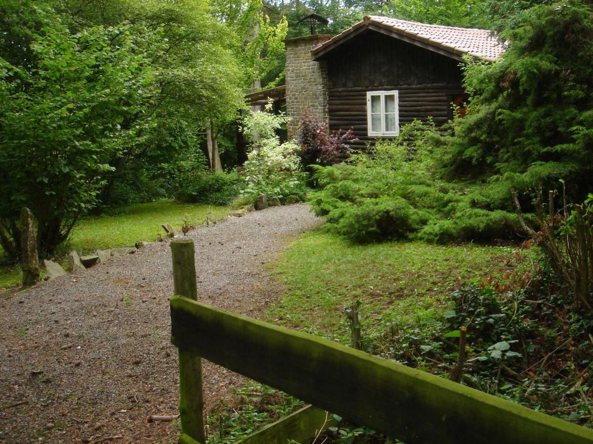 Chalet des pins d'Autriche Comblain-Fairon Exterior foto